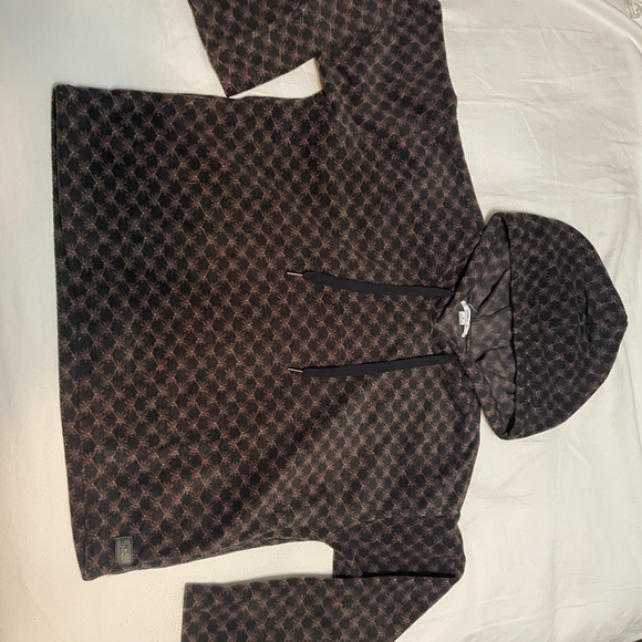 O’Neill oversize pullover sweater size Small✨ - Picture 2 of 5